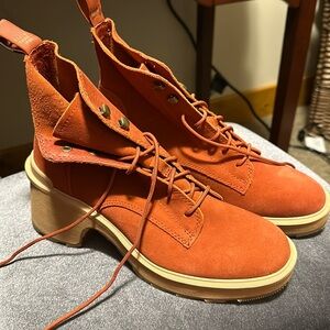 Brand new Sorel boots